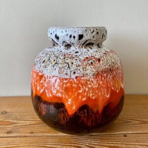 Vintage Blue Mountain Pottery APOLLO Lava Round Vase